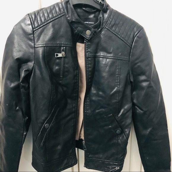 vero moda jacket - Picture 2 of 9